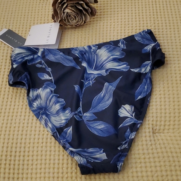 LA BLANCA | Navy Blue Floral Bikini. Sz. 6 - Picture 9 of 12